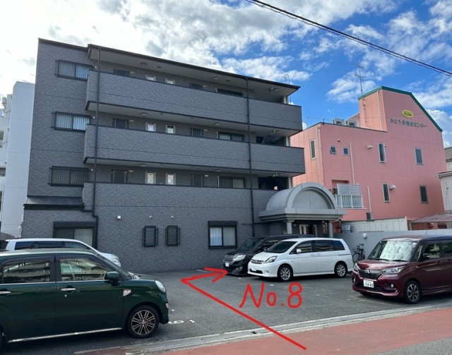 長居西3丁目3-20駐車場8番の駐車場写真