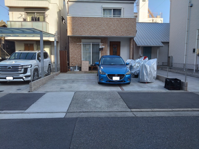 【日比野駅徒歩6分・センチュリーホール徒歩15分】わんわん駐車場の駐車場写真