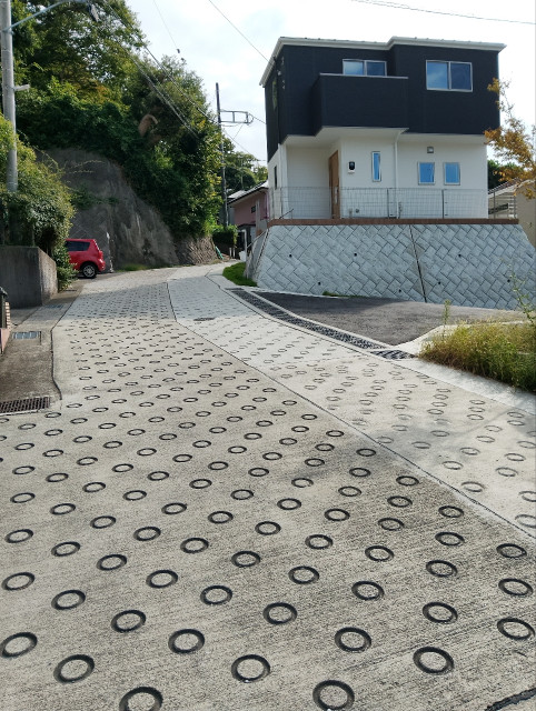 笛田公園 徒歩3分 山本宅の駐車場写真