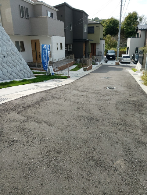 笛田公園 徒歩3分 山本宅の駐車場写真