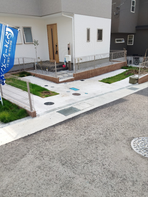 笛田公園 徒歩3分 山本宅の駐車場写真