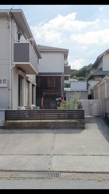 三木市青山2丁目の駐車場写真