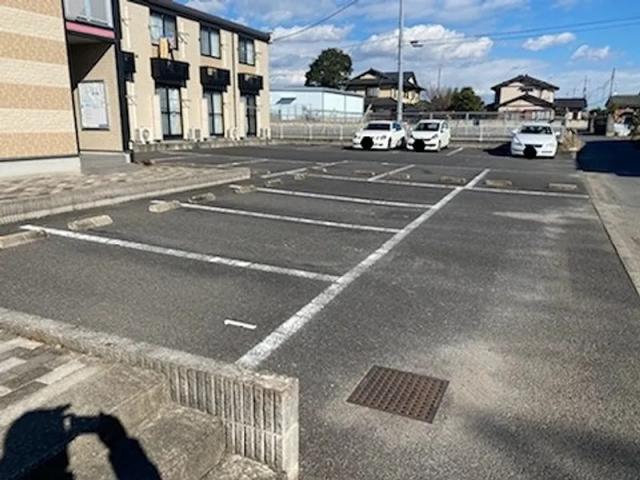 レオパレスさくら駐車場【27442】の駐車場写真