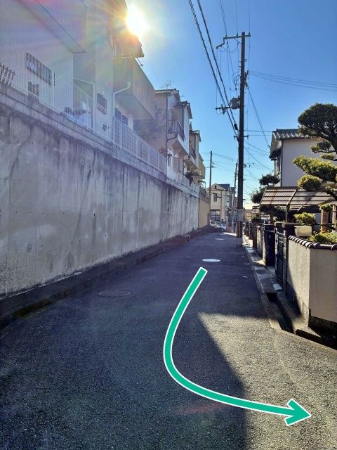 四條畷市岡山東5丁目駐車場(グリーンハイツ1)の駐車場写真