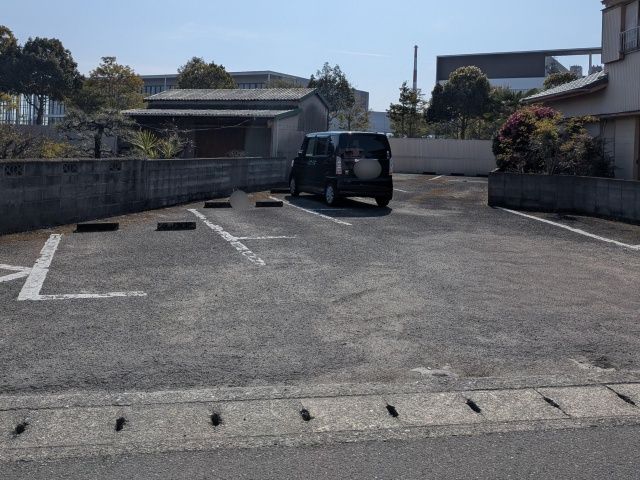 モナ月極駐車場の駐車場写真