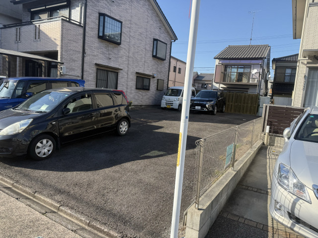 宮塚町32駐車場6番の駐車場写真