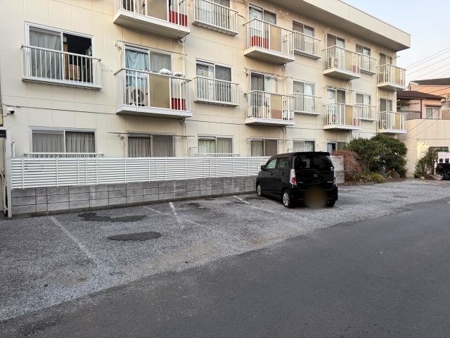 四つ木4丁目9 メゾンドゥフォルジュ☆アキッパ駐車場の駐車場写真