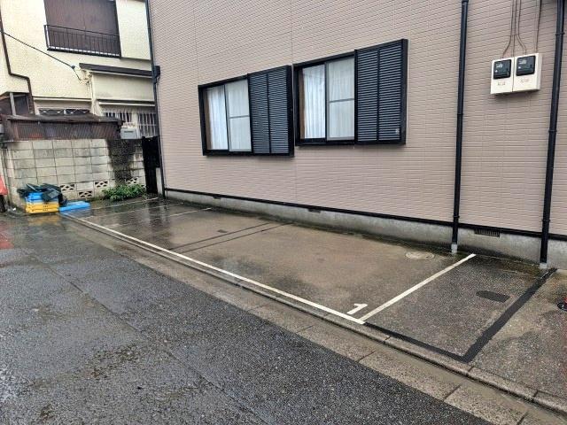 稲荷台5-13駐車場の駐車場写真