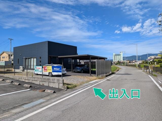 【諏訪湖の花火】8/15アキッパ 諏訪市高島3丁目1380-1臨時駐車場の駐車場写真