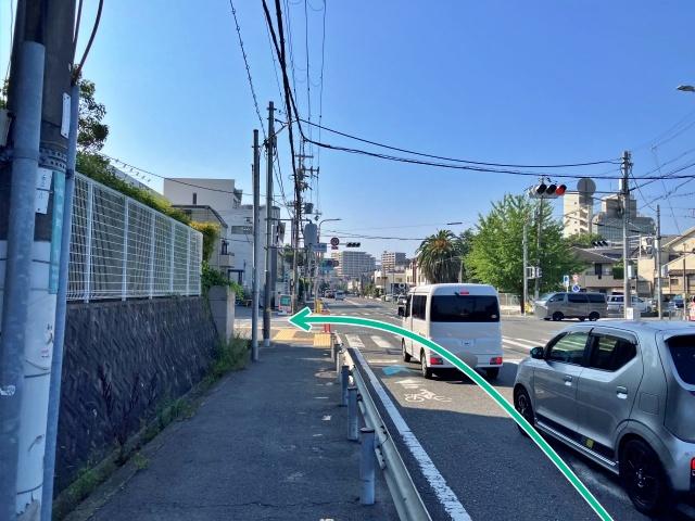 岸城町ハイツ 駐車場の駐車場写真