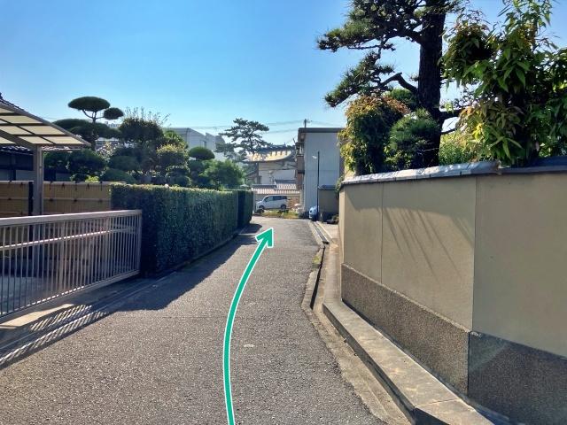 岸城町ハイツ 駐車場の駐車場写真