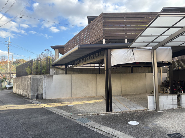 【13:30〜18:00】 旭出小学校前パーキング(スペース①)の駐車場写真