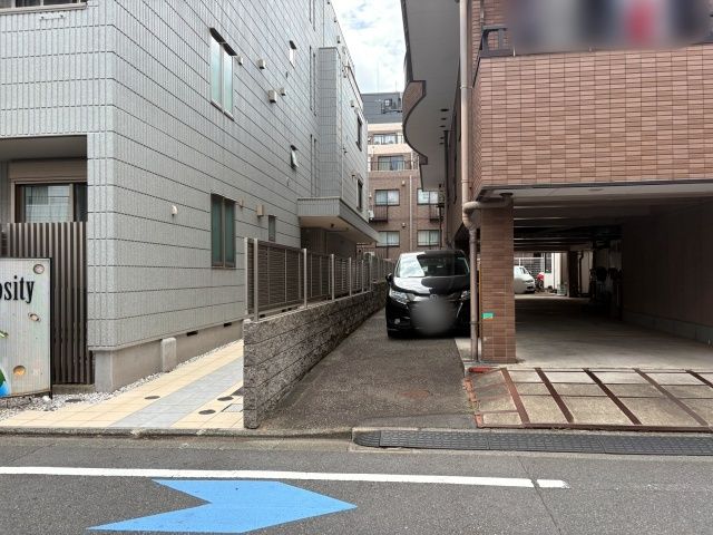 駐車場写真2