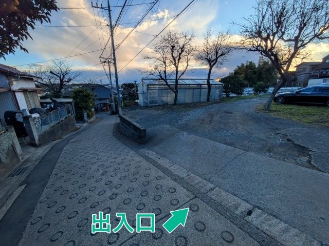 東山田町 柿の木の下駐車場の駐車場写真