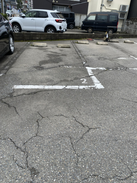駐車場写真2
