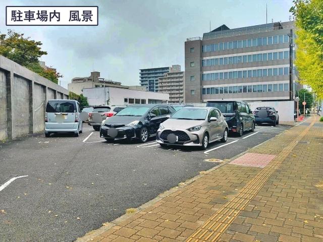 山口産業(株) 駐車場の駐車場写真