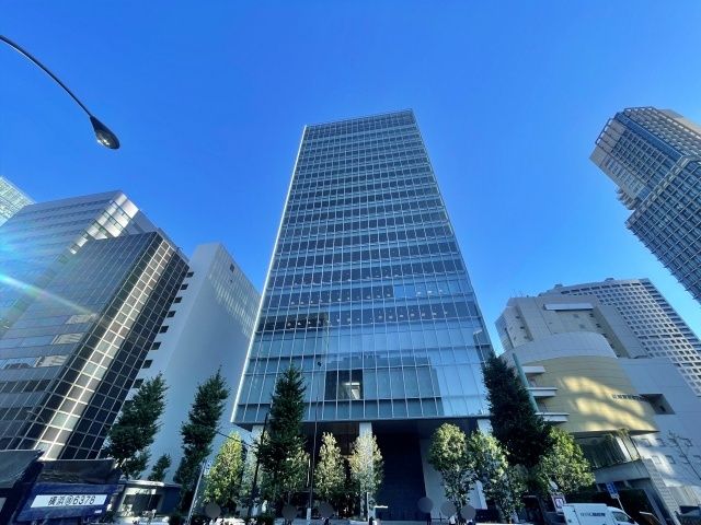 ミタマチテラス駐車場【平日 8:00~21:00 / 普通車 / EV充電付き】の駐車場写真