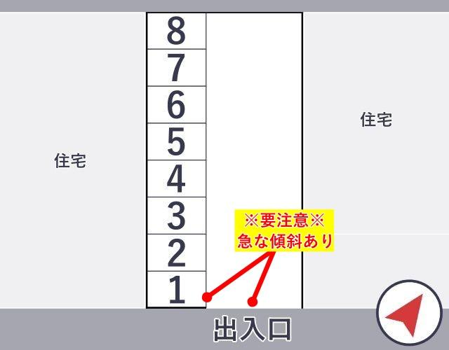 駒ヶ林ガレージの駐車場写真