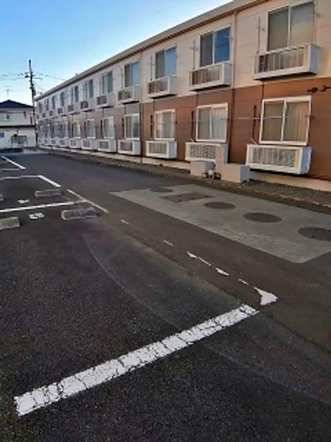 レオパレスヴィラ剣駐車場【23912】の駐車場写真