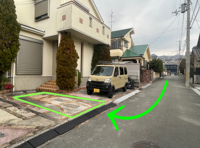 中山台2丁目16-13-1駐車場の駐車場写真