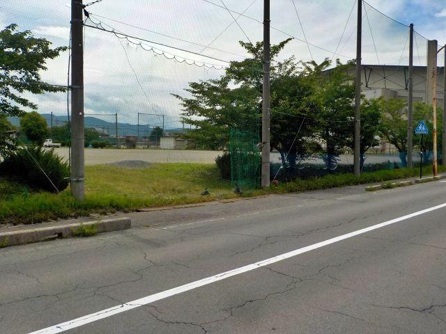 諏訪中学校【諏訪湖花火大会公式駐車場】の駐車場写真