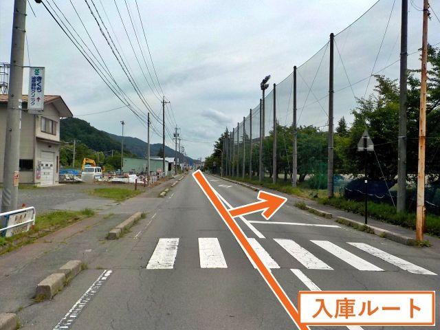 諏訪中学校【諏訪湖花火大会公式駐車場】の駐車場写真