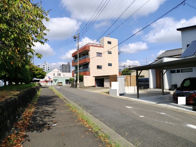 宮後町砂場東18番地駐車場の駐車場写真