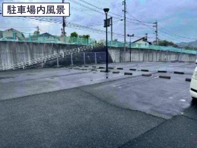 ダイナム広島呉焼山店 駐車場の駐車場写真
