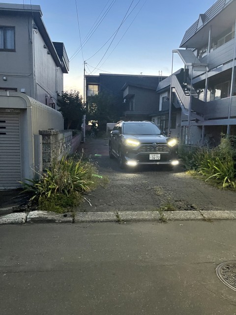 北16東13駐車場の駐車場写真
