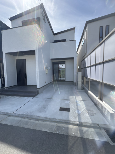 山手町1丁目4駐車場の駐車場写真