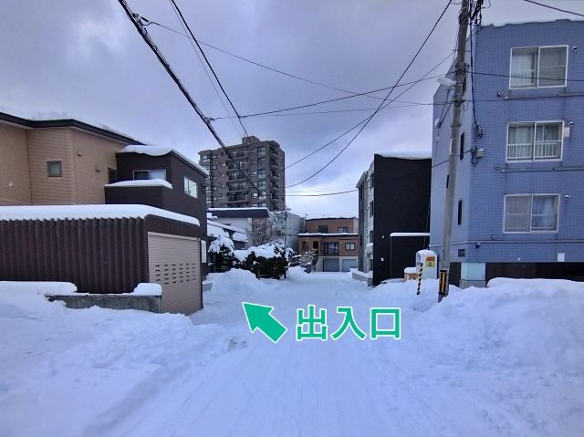 豊平区福住1条2丁目14-3駐車場の駐車場写真