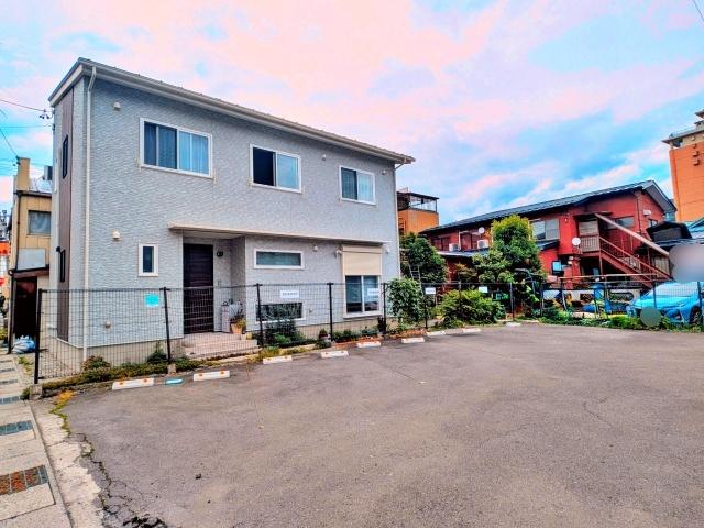 【諏訪湖の花火】8/15アキッパ 諏訪市大手2丁目13 臨時駐車場の駐車場写真