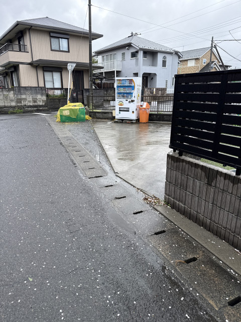 愛甲西2丁目2-8駐車場の駐車場写真