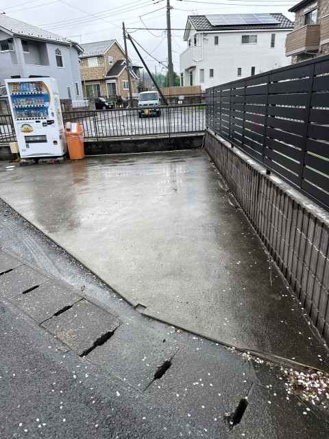 愛甲西2丁目2-8駐車場の駐車場写真