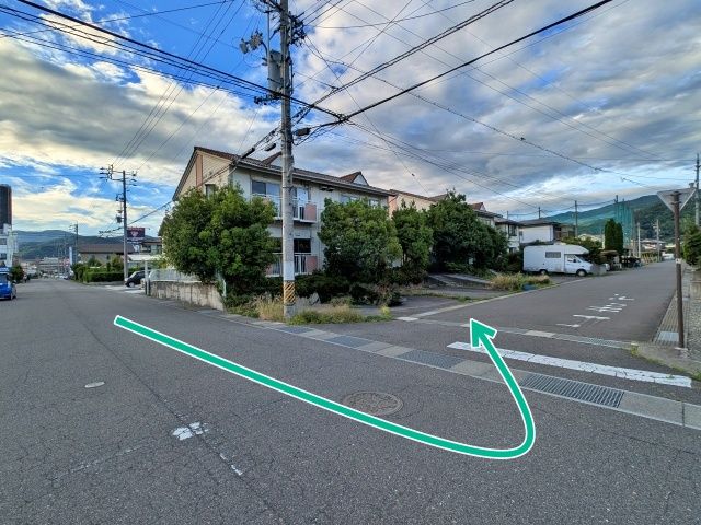 【諏訪湖の花火】8/15アキッパ 下諏訪町ハイツリベルテＡ臨時駐車場の駐車場写真