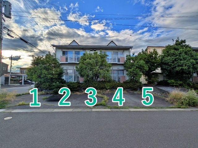 【諏訪湖の花火】8/15アキッパ 下諏訪町ハイツリベルテＡ臨時駐車場の駐車場写真