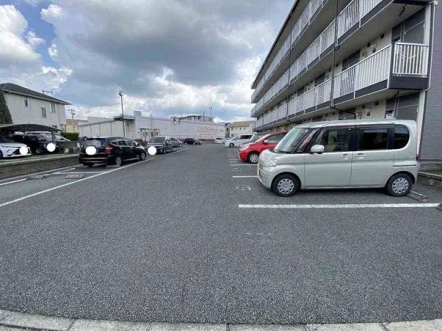レオパレス菊陽Ⅱ駐車場【34436】の駐車場写真