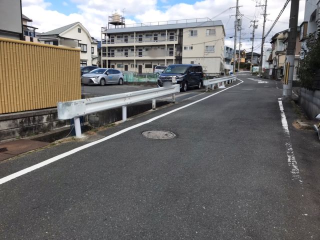 枚方市楠葉丘1丁目57駐車場の駐車場写真