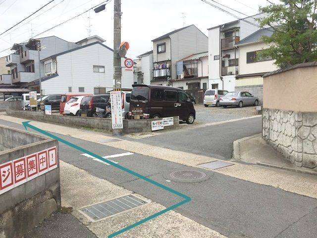 【道順4】こちらを「左折」してください。