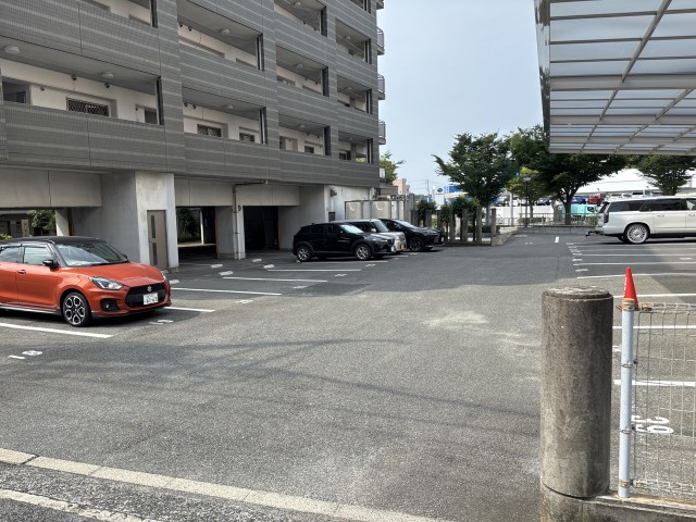 駐車場写真2