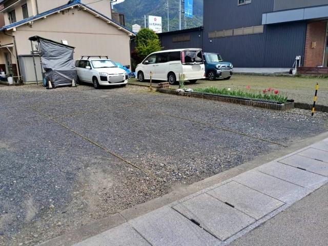 駐車場写真2