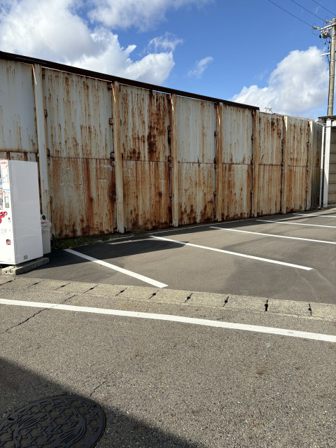芋島3丁目6-17駐車場の駐車場写真