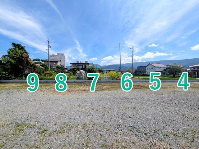 【諏訪湖の花火】8/15 アキッパ 諏訪市高島3丁目駐車場の駐車場写真