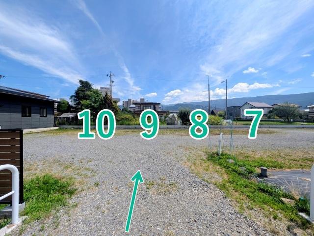 【諏訪湖の花火】8/15 アキッパ 諏訪市高島3丁目駐車場の駐車場写真