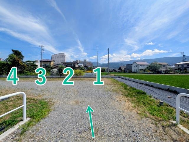 【諏訪湖の花火】8/15 アキッパ 諏訪市高島3丁目駐車場の駐車場写真