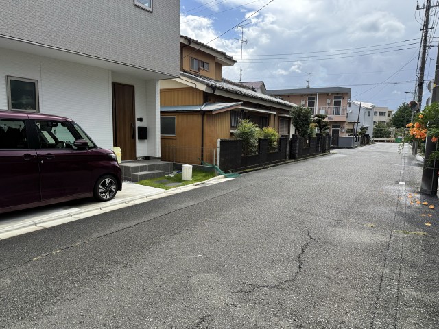 エンジョウ邸　の駐車場写真