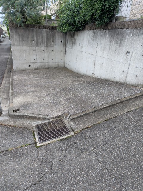 駐車場写真2
