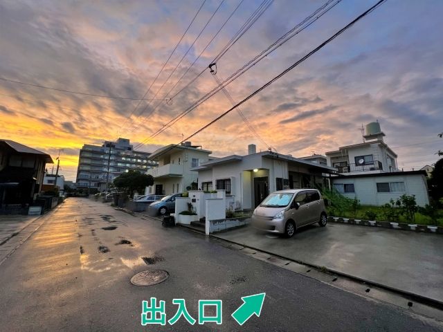 比屋根2丁目13金城邸☆akippa駐車場の駐車場写真