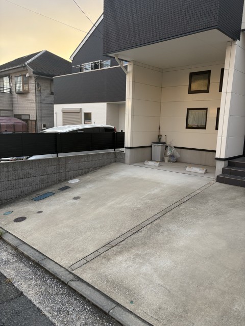 金沢区富岡西3丁目駐車場の駐車場写真