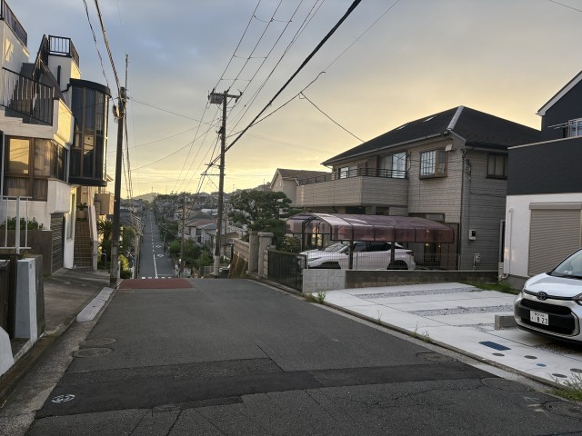 金沢区富岡西3丁目駐車場の駐車場写真